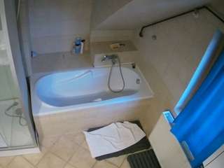 Julmodels Bathroom 2nd Floor-1